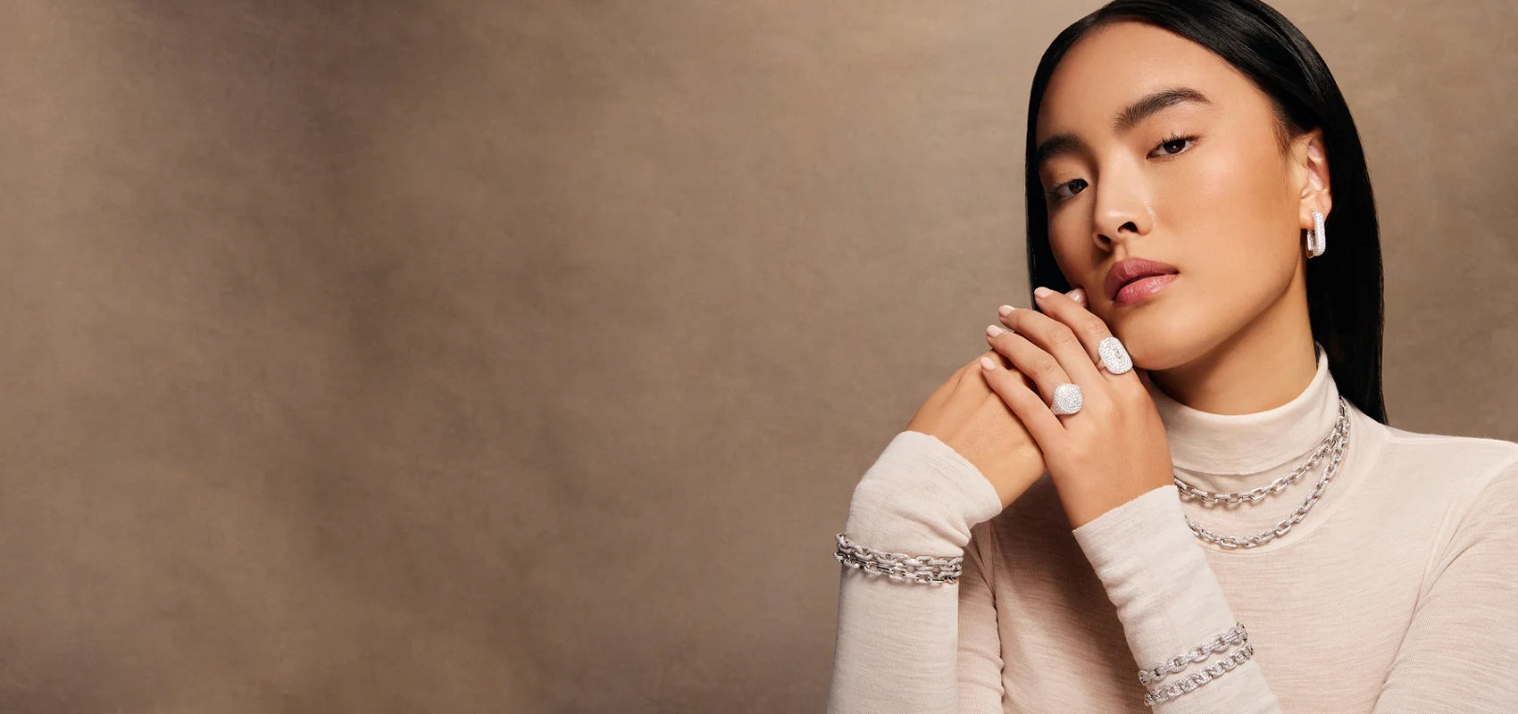 slider image slider_item_KfRb4x